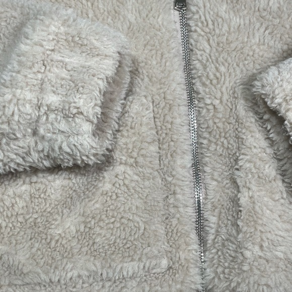 Medium Nude Cream Ardene Teddy Bear Coat Full Zip - Picture 5 of 9